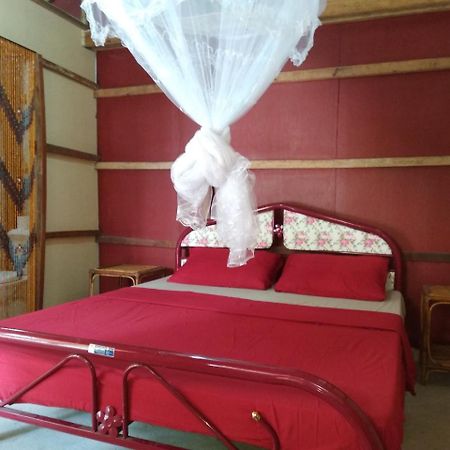 Hôtel The Boarding House à Sihanoukville Extérieur photo